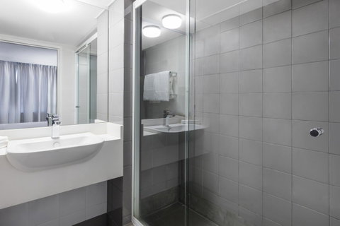 Rendezvous Hotel Perth Central - Sunshine Coast Guide 2