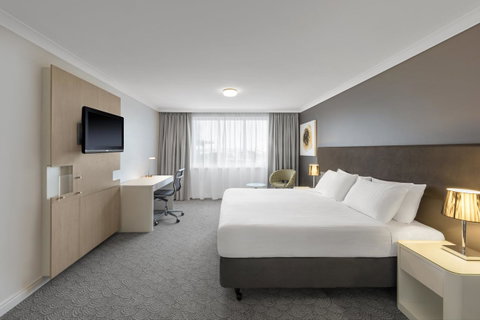 Rendezvous Hotel Perth Central - Sunshine Coast Guide 1