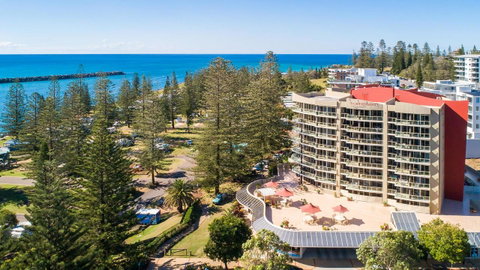 Northpoint Apartments - Sunshine Coast Guide 0