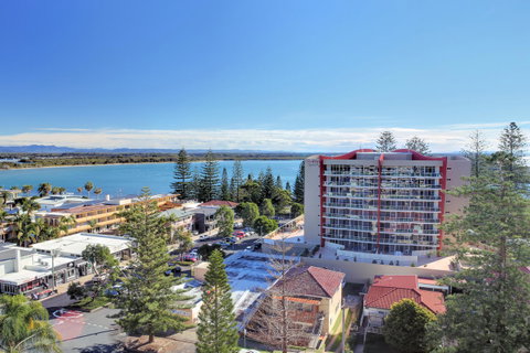 Northpoint Apartments - Sunshine Coast Guide 16