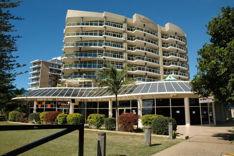 Northpoint Apartments - Sunshine Coast Guide 4