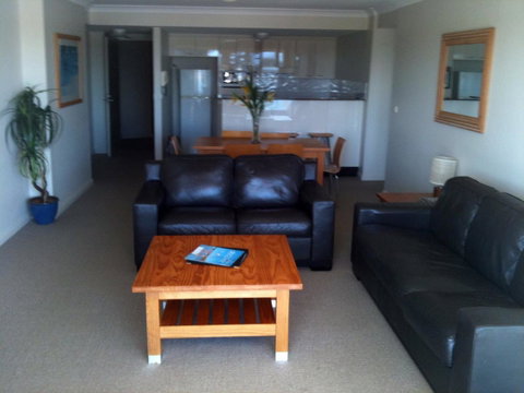 Northpoint Apartments - Sunshine Coast Guide 24