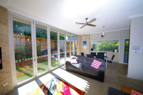 Crescent Head Spa Villa - Sunshine Coast Guide 25