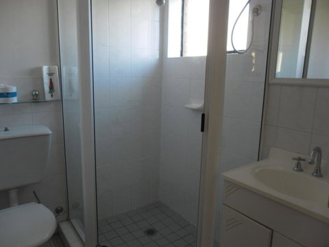 Ben Chifley Motor Inn - Sunshine Coast Guide 38