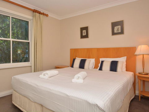 Villa Executive 2br Cypress DS Located Within Cypress Lakes Resort - Sunshine Coast Guide 3