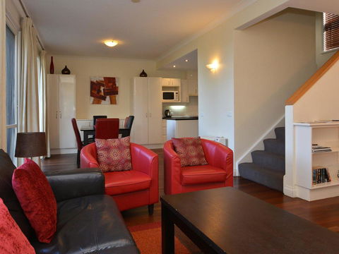Villa Executive 2br Cypress DS Located Within Cypress Lakes Resort - Sunshine Coast Guide 1