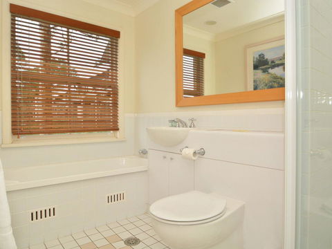 Villa Executive 2br Cypress DS Located Within Cypress Lakes Resort - Sunshine Coast Guide 12