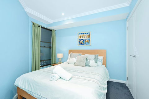 On The Beach Getaway - Sunshine Coast Guide 6