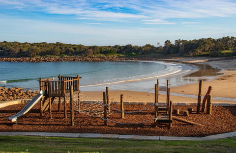 On The Beach Getaway - Sunshine Coast Guide 18