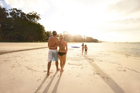 On The Beach Getaway - Sunshine Coast Guide 11