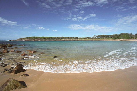 On The Beach Getaway - Sunshine Coast Guide 13