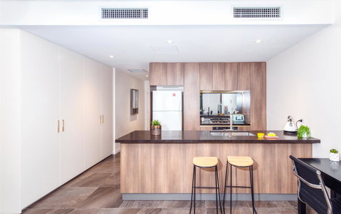DD Apartments On Day - Sunshine Coast Guide 10