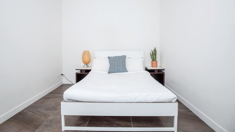 DD Apartments On Day - Sunshine Coast Guide 15