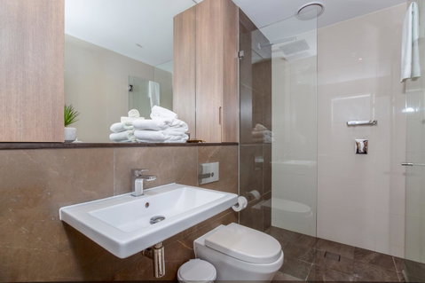 DD Apartments On Day - Sunshine Coast Guide 17