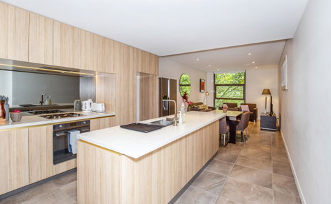 DD Apartments On Day - Sunshine Coast Guide 29