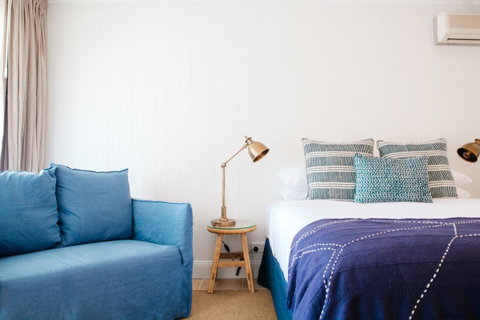 The Lord Byron - Sunshine Coast Guide 2