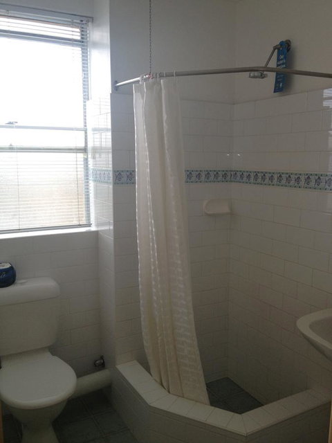 Oxley Cove Holiday Apartment - Sunshine Coast Guide 10
