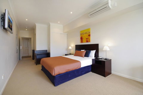 Macquarie Waters Boutique Apartment Hotel - Sunshine Coast Guide 26
