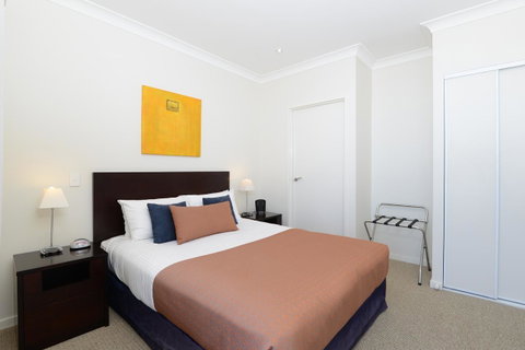Macquarie Waters Boutique Apartment Hotel - Sunshine Coast Guide 12