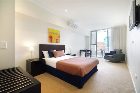 Macquarie Waters Boutique Apartment Hotel - Sunshine Coast Guide 27