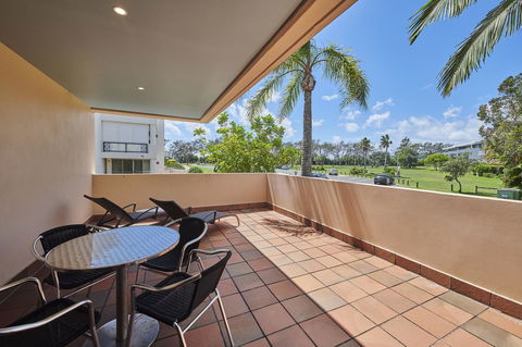 Waves Byron Bay - Sunshine Coast Guide 31