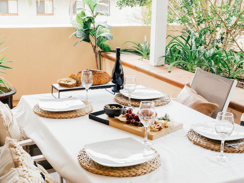 Waves Byron Bay - Sunshine Coast Guide 21