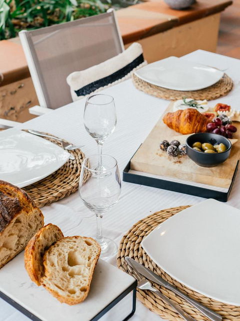 Waves Byron Bay - Sunshine Coast Guide 18