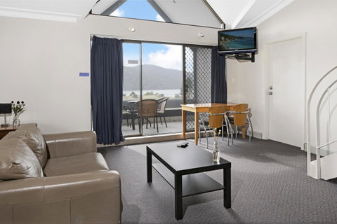 Banjo Paterson Inn - Sunshine Coast Guide 22