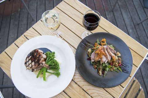 Banjo Paterson Inn - Sunshine Coast Guide 34