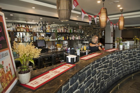 Banjo Paterson Inn - Sunshine Coast Guide 43