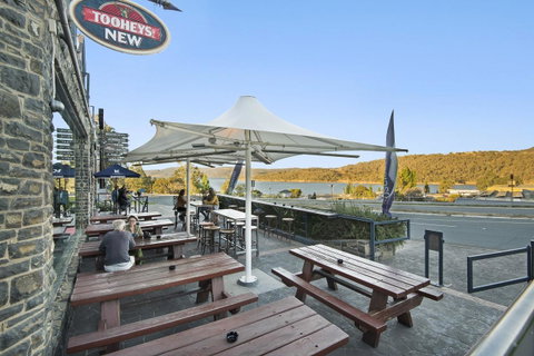 Banjo Paterson Inn - Sunshine Coast Guide 7