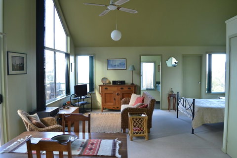 Bundle Hill Cottages - Sunshine Coast Guide 44