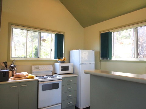 Bundle Hill Cottages - Sunshine Coast Guide 14