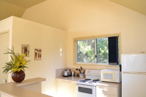 Bundle Hill Cottages - Sunshine Coast Guide 40