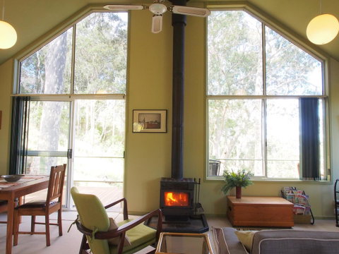 Bundle Hill Cottages - Sunshine Coast Guide 13