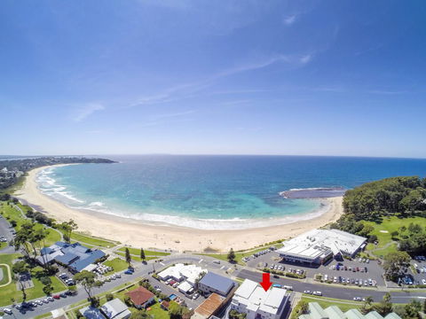 Beachfront 2 - Sunshine Coast Guide 5
