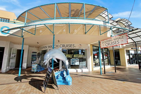 Huskisson Holiday Motel Cabins - Sunshine Coast Guide 22