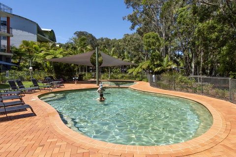 Flynns Beach Resort - Sunshine Coast Guide 7