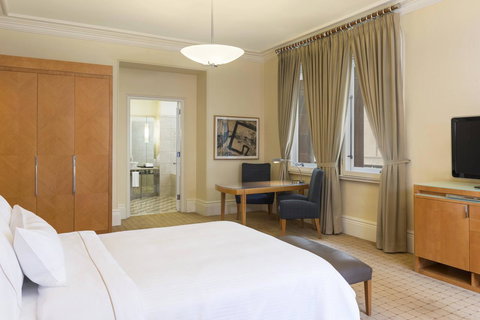 The Fullerton Hotel Sydney - Sunshine Coast Guide 44