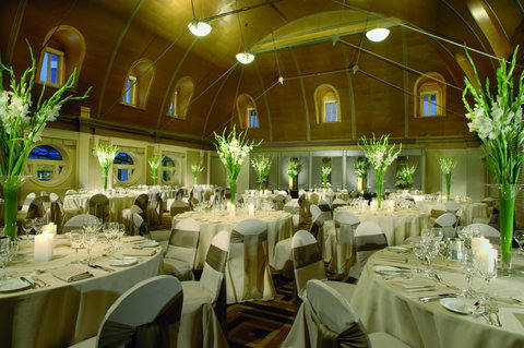 The Fullerton Hotel Sydney - Sunshine Coast Guide 24