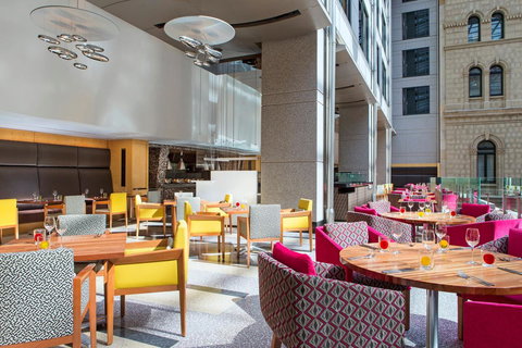 The Fullerton Hotel Sydney - Sunshine Coast Guide 15