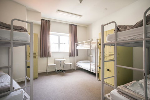 YHA Sydney Harbour - Sunshine Coast Guide 18