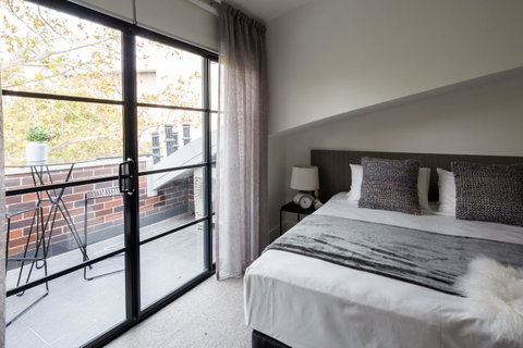 Wentworth Park Apartments - Sunshine Coast Guide 33