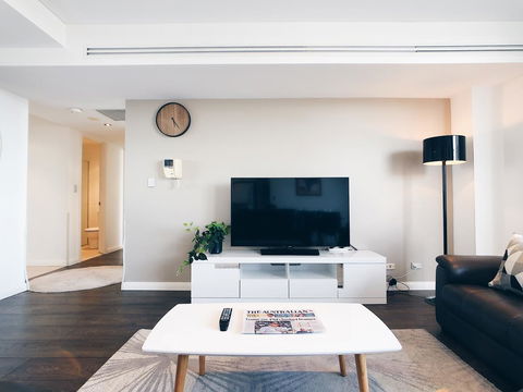 DD Apartments Chinatown - Sunshine Coast Guide 2