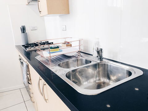 DD Apartments Chinatown - Sunshine Coast Guide 37