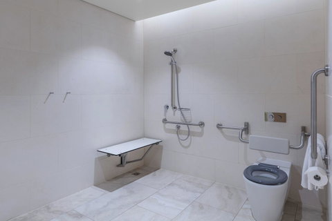 Rydges Australia Square, Formerly Tank Stream Hotel - Sunshine Coast Guide 29