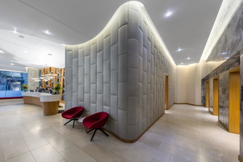 Rydges Australia Square, Formerly Tank Stream Hotel - Sunshine Coast Guide 17