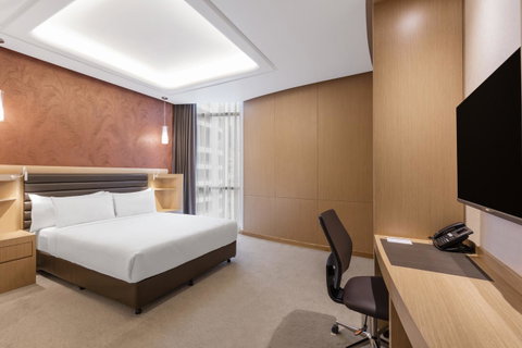 Rydges Australia Square, Formerly Tank Stream Hotel - Sunshine Coast Guide 0