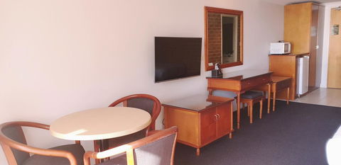 Marina Resort - Sunshine Coast Guide 26