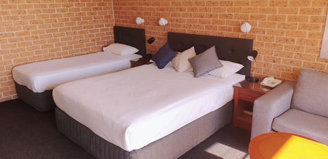 Marina Resort - Sunshine Coast Guide 31
